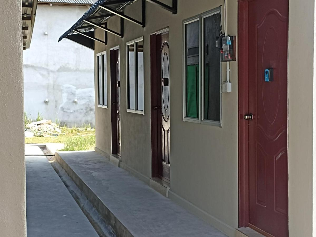 Depulauserai Roomstays Pekan Dış mekan fotoğraf