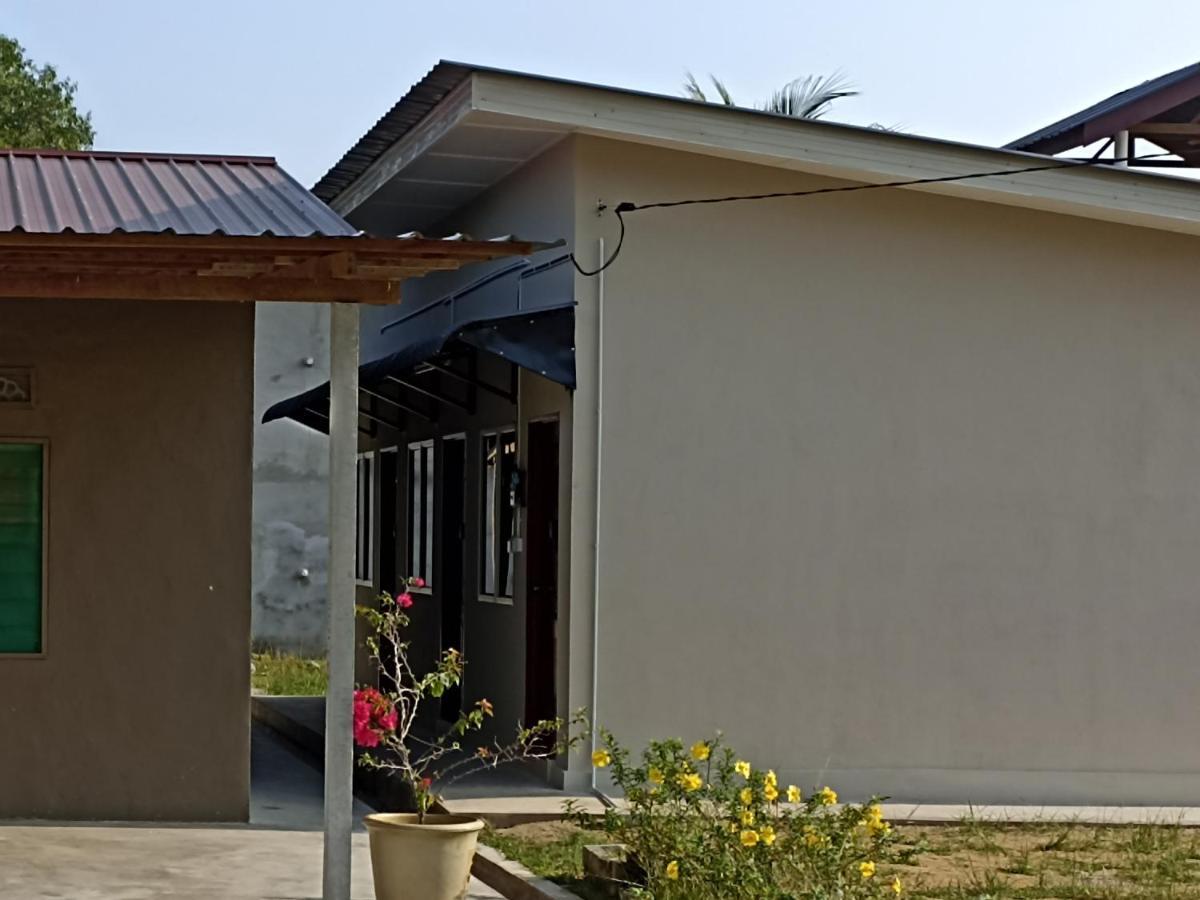 Depulauserai Roomstays Pekan Dış mekan fotoğraf